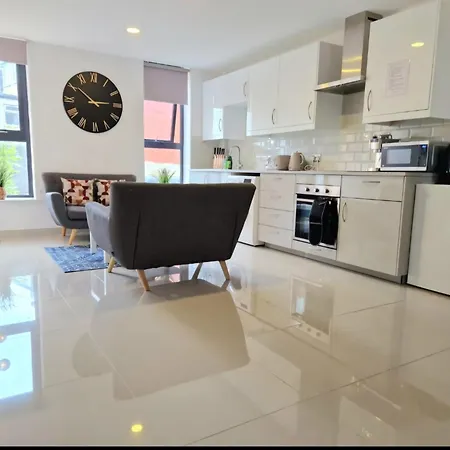 En-suites - Retreat With Kitchenette- Lgi Hospital- Free 5g Wifi & Netflix- - Contractors - Short Leeds (West Yorkshire)