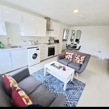 En-suites - Leeds Retreat With Kitchenette- Lgi Hospital- Free 5g Wifi & Netflix- - Contractors - Short * Leeds (West Yorkshire)