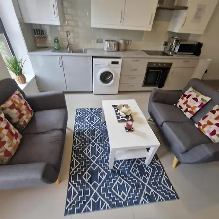 En-suites - Retreat With Kitchenette- Lgi Hospital- Free 5g Wifi & Netflix- - Contractors - Short 3*