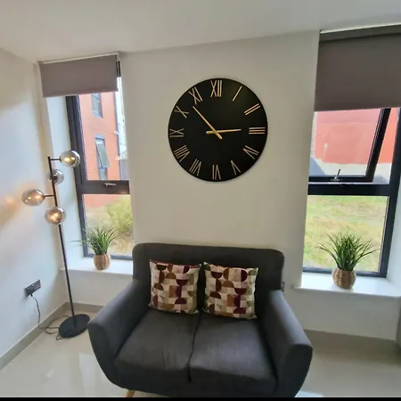 Guest house En-suites - Leeds Retreat With Kitchenette- Lgi Hospital- Free 5g Wifi & Netflix- - Contractors - Short